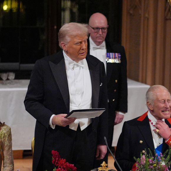 Donald J. Trump et le roi Charles III d'Angleterre lors du banquet d'Etat au château de Windsor en l'honneur de la visite officielle de président Donald Trump et de la Première dame Melania au Royaume-Uni. © PA Photo/ Bestimage