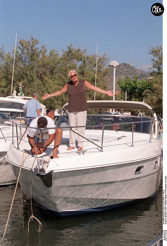 Muriel Robin en Corse dans les années 2000. ©Bestimage