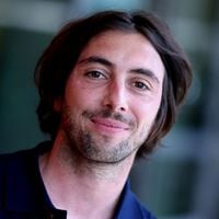 "Tu laisses un vide immense..." : Le quotidien d'Etienne Carbonnier (TMC) ne sera plus pareil après le récent départ d'Odile