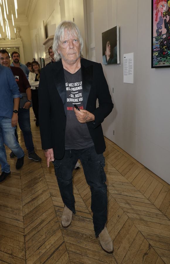 Exclusif - Le chanteur Renaud (Renaud Séchan) -  Vernissage de l'exposition "Renaud, Des mots et des images" qui se tiendra jusqu'au 14 septembre à la Mairie du 13ème à Paris le 5 septembre 2024. © Coadic Guirec/Bestimage