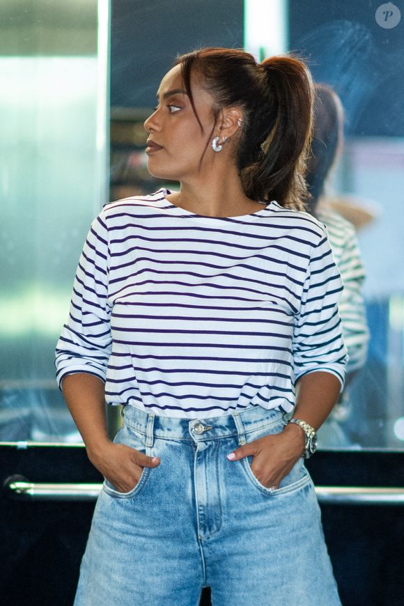 Amel Bent pose pour une seance photo lors du 3eme Festival Soeurs Jumelles a Rochefort, France le 29 Juin, 2023. Photo par Aurore Marechal/ABACAPRESS.COM