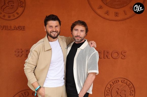 Son mari Ghislain Gérin avait été blessé en tentant d'alerter la police.

Christophe Beaugrand et son mari Ghislain Beaugrand-Gerin au village lors des Internationaux de France de Tennis de Roland Garros 2025, à Paris, France, le 2 Juin 2025. © Jacovides-Moreau/Bestimage