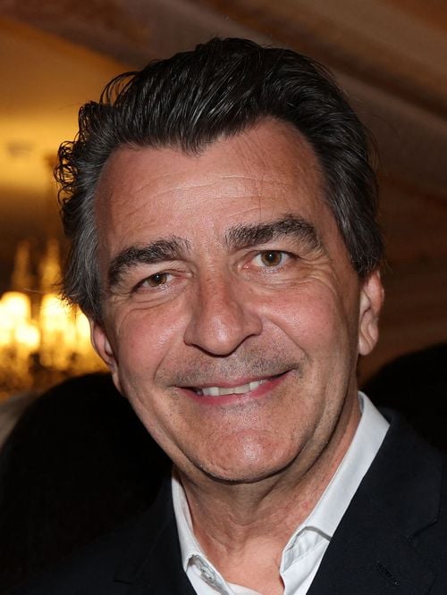 "C’est un rêve qu’on m’a offert" : Yannick Alléno, le chef triplement étoilé, prend les commandes des cuisines d'un palais flottant d'exception