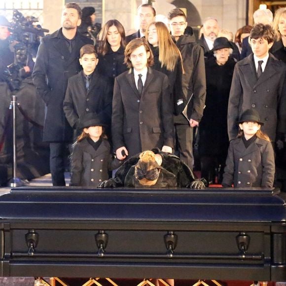 Atmosphère lors des funérailles de l'agent d'artistes canadien René Angelil, le mari de la chanteuse Céline Dion, qui ont eu lieu à la basilique Notre-Dame (où le couple s'est marié en 1994), à Montréal, au Canada, le 22 janvier 2016. Photo by Robin Psaila-Papixs Press/ABACAPRESS.COM
