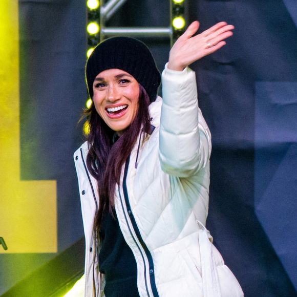 Le prince Harry et Meghan Markle ont fait une apparition à la cérémonie d'accueil de Whistler à l'occasion des Jeux Invictus Vancouver Whistler 2025. Le couple a rejoint les athlètes et les supporters au Canada pour donner le coup d'envoi des prochains jeux. Photo by Backgrid USA / Bestimage