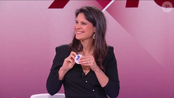 Apolline de Malherbe porte un accessoire qui ne passe pas inaperçu à l'antenne, le 4 juin 2025, sur BFMTV