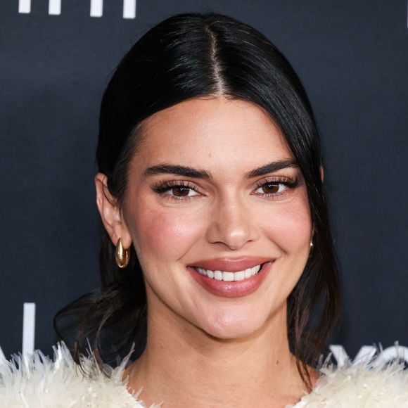 Pensée avec l’architecte Heidi Caillier, la maison mêle chaleur et originalité…

Le mannequin américain le 2 décembre 2025 à Museum Row, Miracle Mile, Los Angeles, Californie, États-Unis. © Xavier Collin/Image Press Agency/Abacapress.com