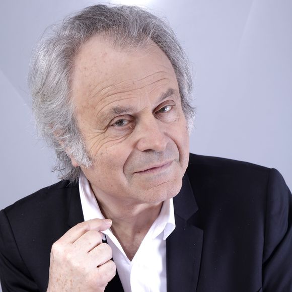 Marié depuis 7 ans à Valérie Toranian, Franz-Olivier Giesbert l'a épousée lors d'une belle cérémonie célébrée à Marseille devant de nombreux amis

Portrait de Franz Olivier Giesbert
JLPPA / Bestimage