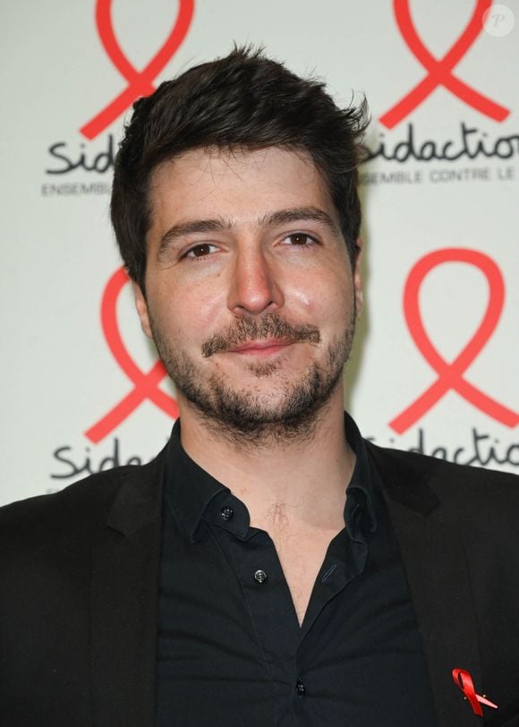Une parenthèse idyllique pour le couple !

Eliot Deval - Soirée de lancement du Sidaction 2022 à la salle Wagram à Paris le 7 mars 2022. © Coadic Guirec/Bestimage