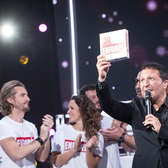 Elle est morte d'un cancer
Exclusif - Arthur (Jacques Essebag) - Enregistrement de l'émission "Les enfoirés jouent le jeu", qui sera diffusée le 30 novembre en prime time sur TF1. Le 18 novembre 2019
© Cyril Moreau / Bestimage