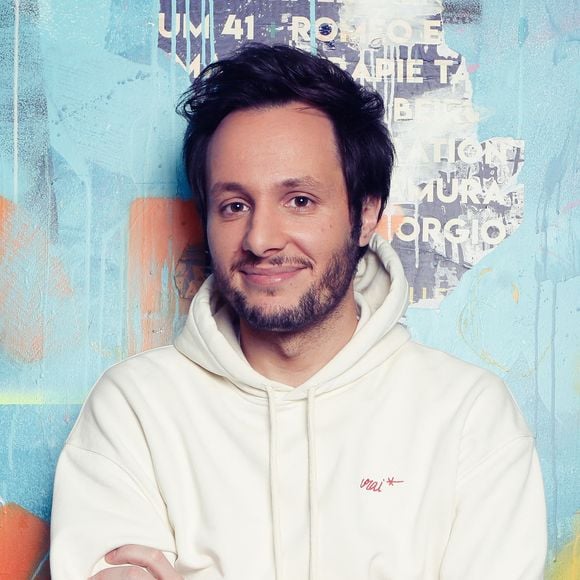 Exclusif - Vianney (Vianney Bureau) - Backstage - Enregistrement de l'émission "La fête de la Chanson française" au Dôme à Paris, présentée par L.Thilleman et A.Manoukian, et diffusée le 22 décembre sur France 3
© C.Clovis-P.Perusseau / Bestimage