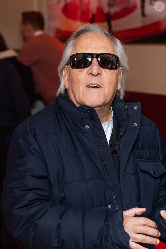 Gilbert Montagné assiste à la soirée d'ouverture de Tempo, la nouvelle production du Cirque d'Hiver Bouglione, Paris, France le 18 octobre 2025. Photo par David Boyer/ABACAPRESS.COM