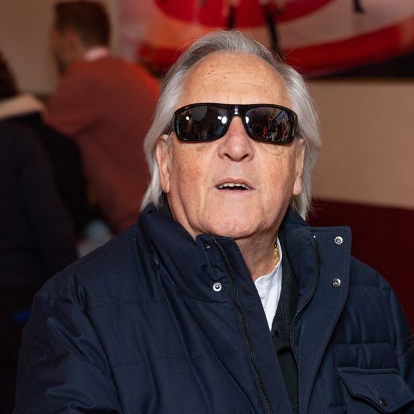 Gilbert Montagné assiste à la soirée d'ouverture de Tempo, la nouvelle production du Cirque d'Hiver Bouglione, Paris, France le 18 octobre 2025. Photo par David Boyer/ABACAPRESS.COM