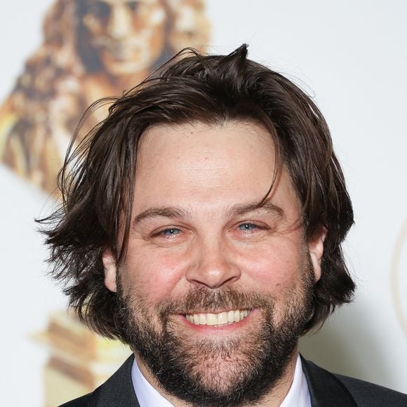 Le fils de Gérard Jugnot et de la costumière Cécile Magnan de 45 ans est déjà père d’un garçon, Célestin, né le 28 mars 2013 de sa précédente relation avec Cécilia Cara

Arthur Jugnot assiste à la 35e cérémonie des Molières aux Folies Bergeres le 07 mai 2024 à Paris, France. Photo par Nasser Berzane/ABACAPRESS.COM