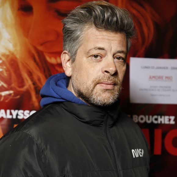 Pendant longtemps, la fillette a grandi loin des médias, en Argentine, tandis que son père composait entre deux avions, dans un équilibre qu’il décrit comme "fragile mais heureux"...

Exclusif - Benjamin Biolay lors de l'avant-première du film "Amore Mio" au Cinéma Saint-André des Arts à Paris le 23 janvier 2023.

© Denis Guignebourg / Bestimage