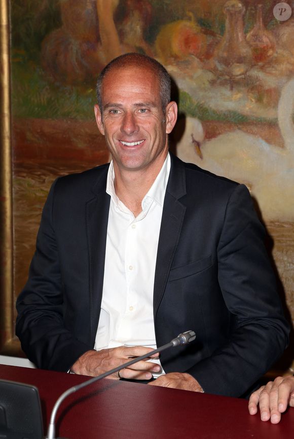 Guy Forget - Guy Forget et Yannick Noah ont été auditionnés par la commission d'enquête du Sénat sur l'évasion fiscale à Paris le 19 juin 2012
© Bestimage