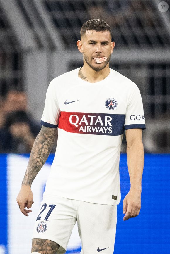 Lucas Hernandez -  Demi-finale aller de Ligue des champions entre le Borussia Dortmund (1-0) face au PSG à Dortmund en Allemagne le 1er mai 2024. © Cyril Moreau/Bestimage