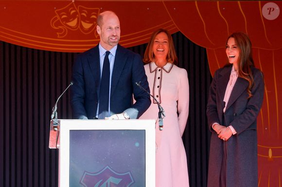 Le Prince et la Princesse de Galles lors d'une visite à l'école primaire de Churchtown à Southport, pour voir la nouvelle cour de récréation commémorative qui a été créée en l'honneur des anciennes élèves Bebe King et Alice da Silva Aguiar, qui ont toutes deux été tuées lors de l'attaque de Southport dans la ville le 29 juillet 2024, à Southport, au Royaume-Uni, le 23 septembre 2025. Photo par Phil Noble/PA Wire/ABACAPRESS.COM