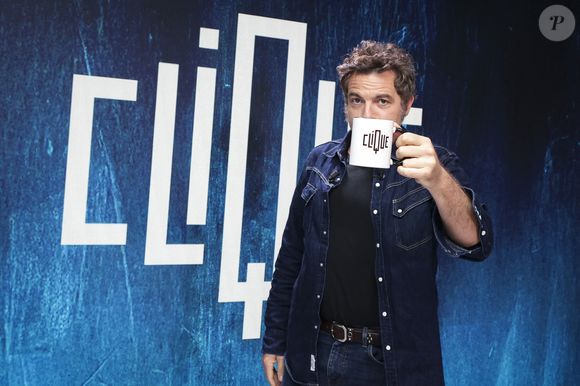 Exclusif - Matthieu Chedid sur le plateau lors de l'enregistrement de l'émission "Clique"  sur Canal +, le 18 novembre 2025. 

Photo : Jack Tribeca / Bestimage