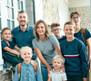 Les parents ont eu un coup de cœur pour un collège professionnel situé dans un lycée agricole.

Marie-Caroline Cail, maman de l'émission "Familles nombreuses" avec sa tribu