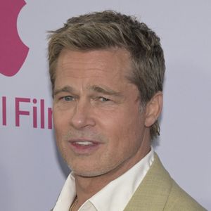Brad Pitt - Première de Wolfs au cinéma TCL Chinese à Los Angeles.