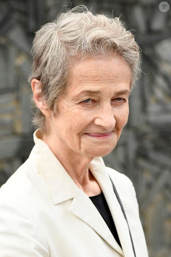 Charlotte Rampling à la sortie du photocall du film "Last Breath" lors du 72ème Festival International du Film de Saint-Sébastien (San Sebastian). Le 25 septembre 2024
Action Press / Bestimage