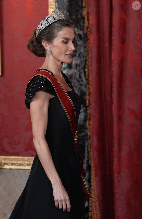Le roi Felipe VI et la reine Letizia d'Espagne, accueillent Frank-Walter Steinmeier (Président fédéral de l'Allemagne) et sa femme Elke Budenbender pour un dîner de gala en leur honneur au palais royal à Madrid. Photo par LALO YASKY / BESTIMAGE