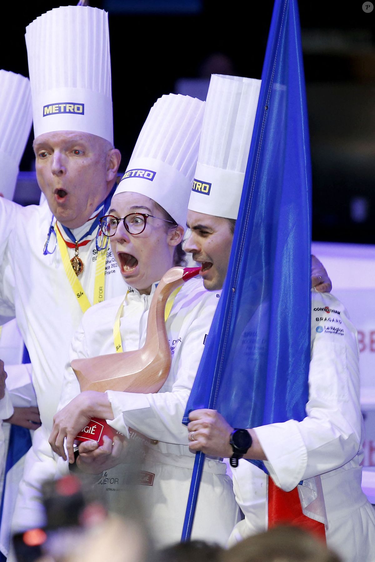 Photo : Le chef Paul Marcon, avec sa commis Camille Pigot, après avoir ...