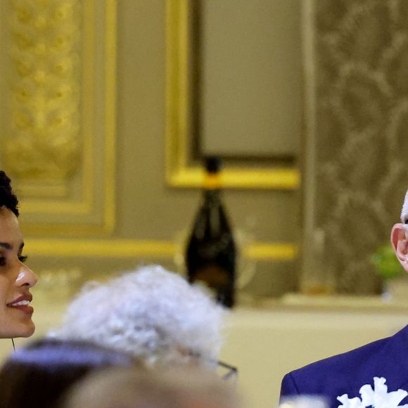 Narah Baptista  et son compagnon Vincent Cassel lors du dîner d’État en l’honneur du président brésilien et de sa femme au palais présidentiel de l’Élysée à Paris, France, le 5 juin 2025. 

© Dominique Jacovides / Bestimage