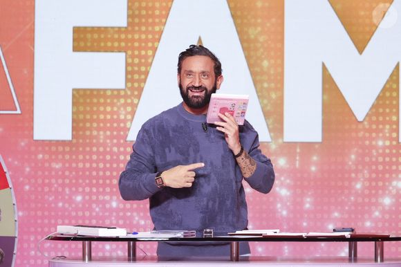 Exclusif - Cyril Hanouna, sur le plateau de  TBT9 présenté par C.Hanouna, et diffusé en direct sur W9, Paris, France, le 16 octobre 2025. © Jack Tribeca / Bestimage