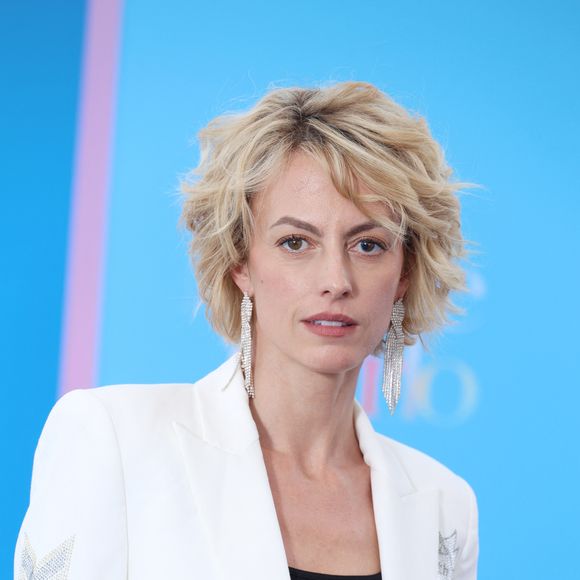 Sara Mortensen est endeuillée. L’actrice de la série policière "Astrid et Raphaëlle" a pris la parole sur son compte Instagram pour annoncer la disparition de sa mère, Elisabeth Mortensen.

Sara Mortensen - Photocall de "Astrid & Raphaëlle" lors du Festival de Télévision de Monte Carlo au Grimaldi Forum de Monaco. © Denis Guignebourg / Bestimage