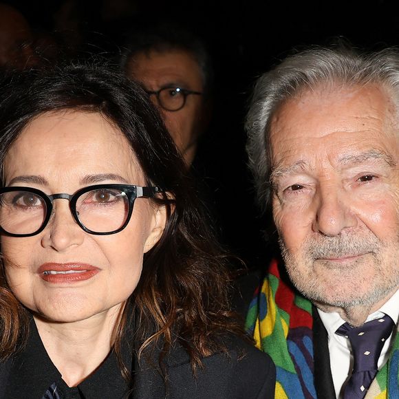 Pierre Arditi et sa femme Evelyne Bouix quittent l'agitation parisienne dès qu'ils le peuvent

Pierre Arditi et sa femme Evelyne Bouix - 29ème cérémonie des Lauriers de l'Audiovisuel au théâtre Marigny à Paris le 26 février 2024. © Coadic Guirec/Bestimage