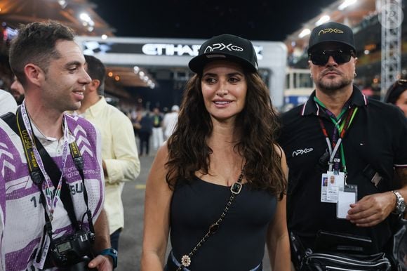 Penélope Cruz et Javier Bardem à Abu Dhabi

Penelope Cruz à Abu Dhabi, pendant le Grand Prix de Formule 1 au circuit Yas Marina à Abu Dhabi. © Beata Zawrzel / Zuma Press / Bestimage