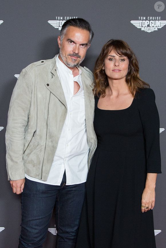 Maxime Chattam et sa femme Faustine Bollaert assistent à la première du film 'Top Gun Maverick' à l'UGC Normandie à Paris le 19 mai 2022 à Paris, France. Photo by Nasser Berzane/ABACAPRESS.COM