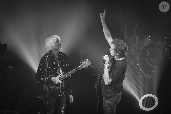 Exclusif - Louis Bertignac et Richard Kolinka, en concert au Trianon Paris et diffusé en direct sur Olympia TV, à Paris, France, le 18 janvier 2025. 

© Jack Tribeca/Bestimage