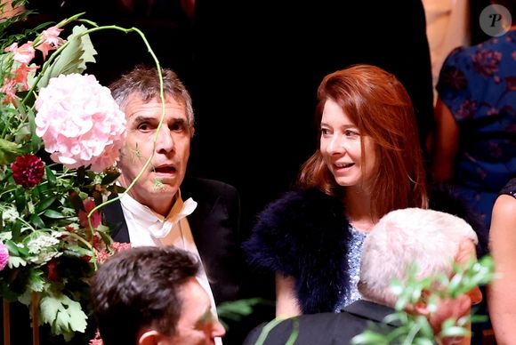 Julien Clerc et  Hélène Grémillon lors d'un banquet d'état à Guildhall, Londres le 9 juillet 2025. Le couple présidentiel français est en voyage officiel au Royaume Uni pour trois jours.

© Dominique Jacovides / Bestimage