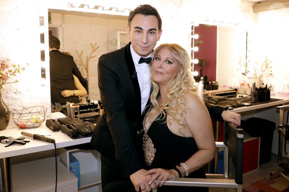 L'ancien lofteur en a profité pour tacler les proches de Loana. Évoquant ceux qui, selon lui, capitalisent sur le drame comme Jordan De Luxe : "Elle a tellement d’amis, qui sont bienveillants apparemment, que je les laisse y aller à ma place."

Exclusif - Jordan de Luxe et Loana Petrucciani lors de l'enregistrement de l'émission "Chez Jordan" à Paris. Le 26 octobre 2022

© Cédric Perrin / Bestimage
