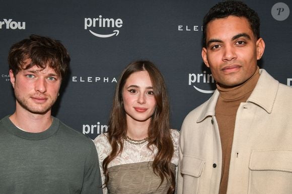 Sans oublier ses apparitions dans des oeuvres de Cédric Klapisch, dont "Salade grecque" et bientôt "La Venue de l’avenir". Elle est aussi à l’affiche du "Jardinier" sur Prime Video, entre Michael Youn et Jean-Claude Van Damme.

L'actrice française Carla Poquin pose avec les acteurs français Louka Meliava et Terence Telle pour un photo-call de la série Dear You au cinéma Pathe Palace à Paris, le 5 février 2025. Photo by Firas Abdullah/ABACAPRESS.COM