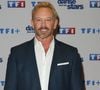 Ian Ziering participe à la nouvelle saison de “Danse avec les stars”.

Ian Ziering - Photocall de lancement de la saison 2026 de "Danse avec les stars" (DALS) au siège de TF1 à Boulogne-Billancourt le 18 décembre 2025. © Coadic Guirec/Bestimage