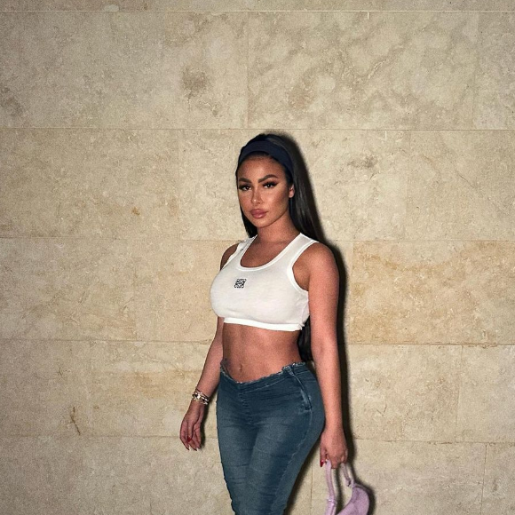 Maeva Ghennam sur Instagram.