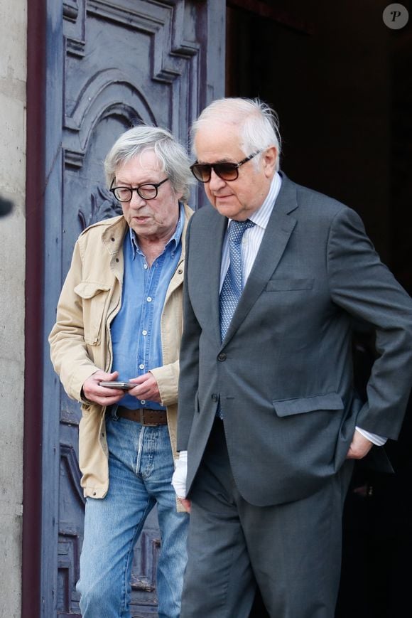 Jacques Mailhot, Jean-Jacques Peroni à la sortie des obsèques de Jean Tiberi, maire de Paris de 1995 à 2001, en l'église Saint-Etienne-du-Mont à Paris le 3 juin 2025. © Christophe Clovis / Bestimage