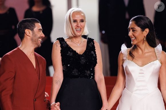 Tahar Rahim, Julia Ducournau, Golshifteh Farahani - Montée des marches du film « Alpha » lors du 78ème Festival International du Film de Cannes, au Palais des Festivals à Cannes. Le 19 mai 2025
© Jacovides-Moreau / Bestimage