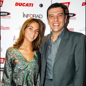 Ils ont travaillé ensemble à LCI en 2005-2006.
Mélissa Theuriau et Thierry Gilardi à Paris en 2006. ©Bestimage