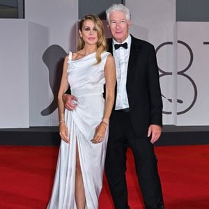 Richard Gere, sa femme Alejandra Silva à la Mostra de Venise le 1er septembre 2024. (Credit Image: © Manuele Mangiarotti/IPA via ZUMA Press)