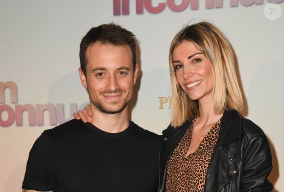 Issu d'une famille de professeurs d'éducation physique, il a toujours aimé le sport.

Hugo Clément et sa compagne Alexandra Rosenfeld (Miss France 2006) - Avant-première du film "Mon Inconnue" au cinéma UGC Normandie à Paris le 1er avril 2019. © Coadic Guirec/Bestimage
