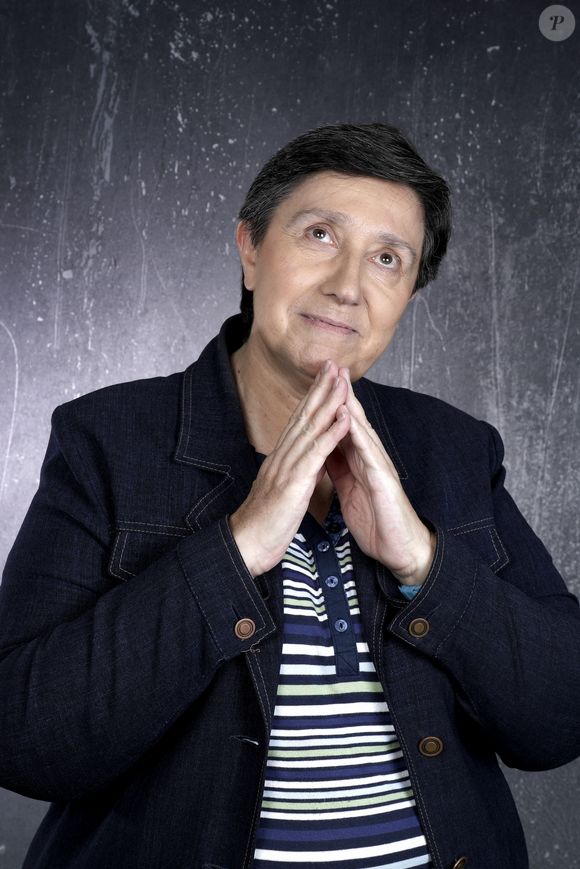 "J'ai passé un sacré dimanche ! Bien entourée par les candidats à l'élection de Mister Picardie et Mister Pas de Calais. C'est chouette d'être Présidente du jury mais le choix est difficile".
Portrait de Danielle Moreau lors de l'enregistrement de l'émission "Chez Jordan de Luxe" à Paris. Le 31 octobre 2023 © Cédric Perrin / Bestimage