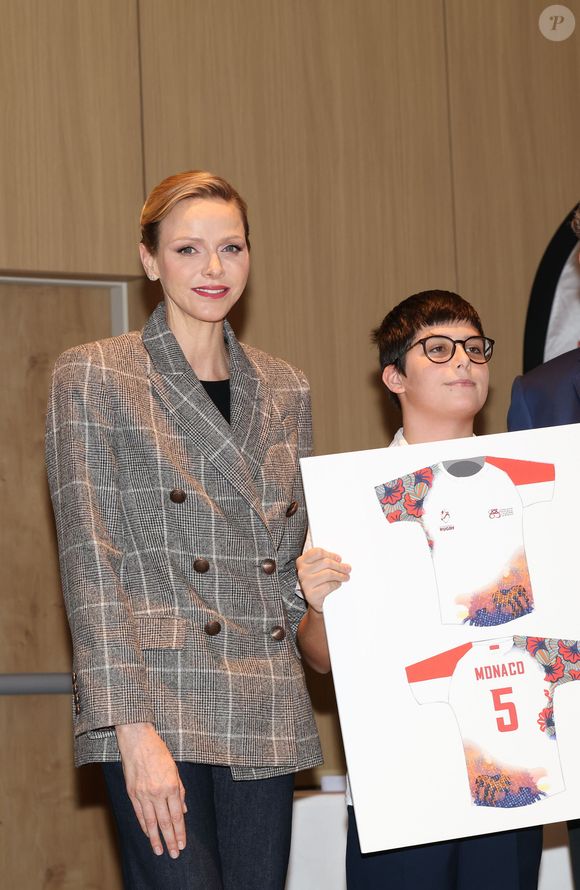 La Princesse Charlène de Monaco assiste au 2ème concours créatif du maillot qui sera porté par l'équipe nationale monégasque de rugby à VII des moins de 16 ans. 
© Claudia Albuquerque / Bestimage