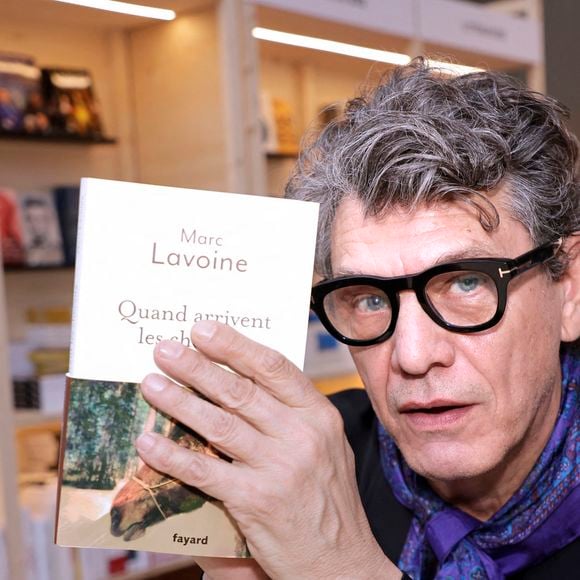 Il s'est d'ailleurs confié sur le sujet sur les ondes d'Europe 1
Marc Lavoine - Festival du Livre de Paris 2025 au Grand Palais à Paris le 12 avril 2025.
© Cédric Perrin / Bestimage