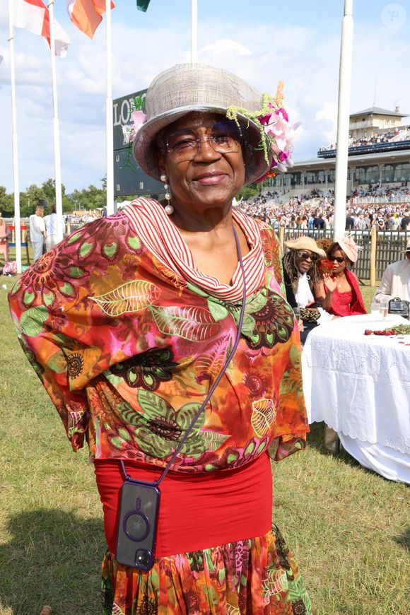 Firmine Richard - Célébrités assistent au prix de Diane Longines 2025 à Chantilly le 15 juin 2025. © Thierry Marsaux/Christophe Guillarmé via Bestimage