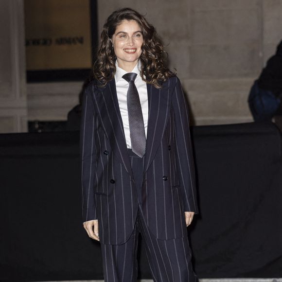 Paris, France - 28 janvier : Laetitia Casta arrive au défilé Armani Prive pendant la semaine de la mode Haute Couture Automne/Hiver 2025 - 2026 le 28 janvier 2025 à Paris, France. Photo by ABACAPRESS.COM
